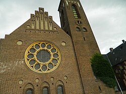 Фасад церкви